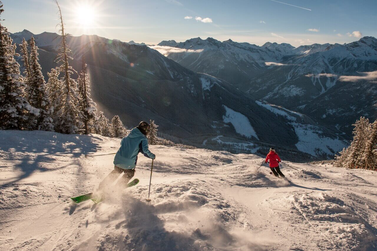 Skican | Canada's Best Ski Resorts | Ski Specials On Now | Ski Destinations